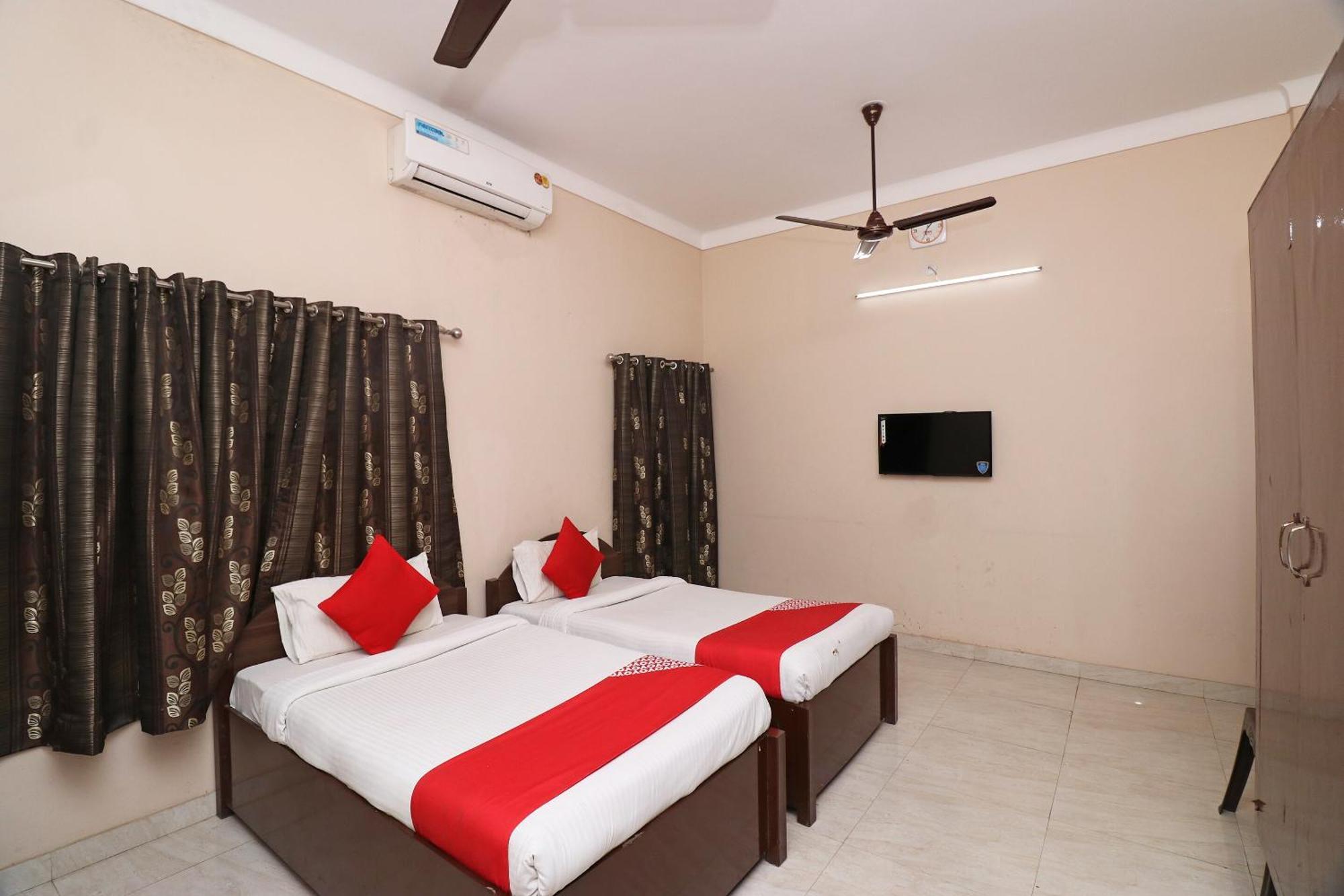 Flagship Chandra Prabha Guest House Varanasi Esterno foto