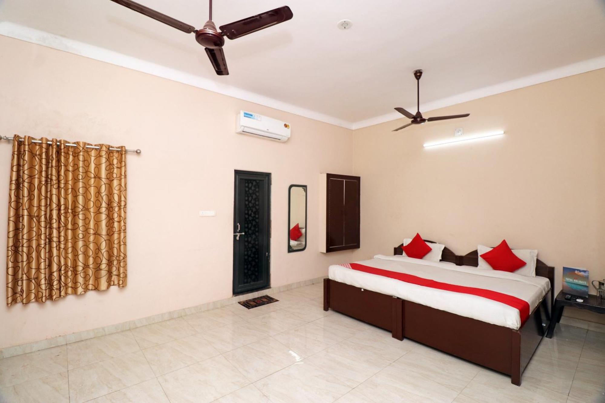 Flagship Chandra Prabha Guest House Varanasi Esterno foto
